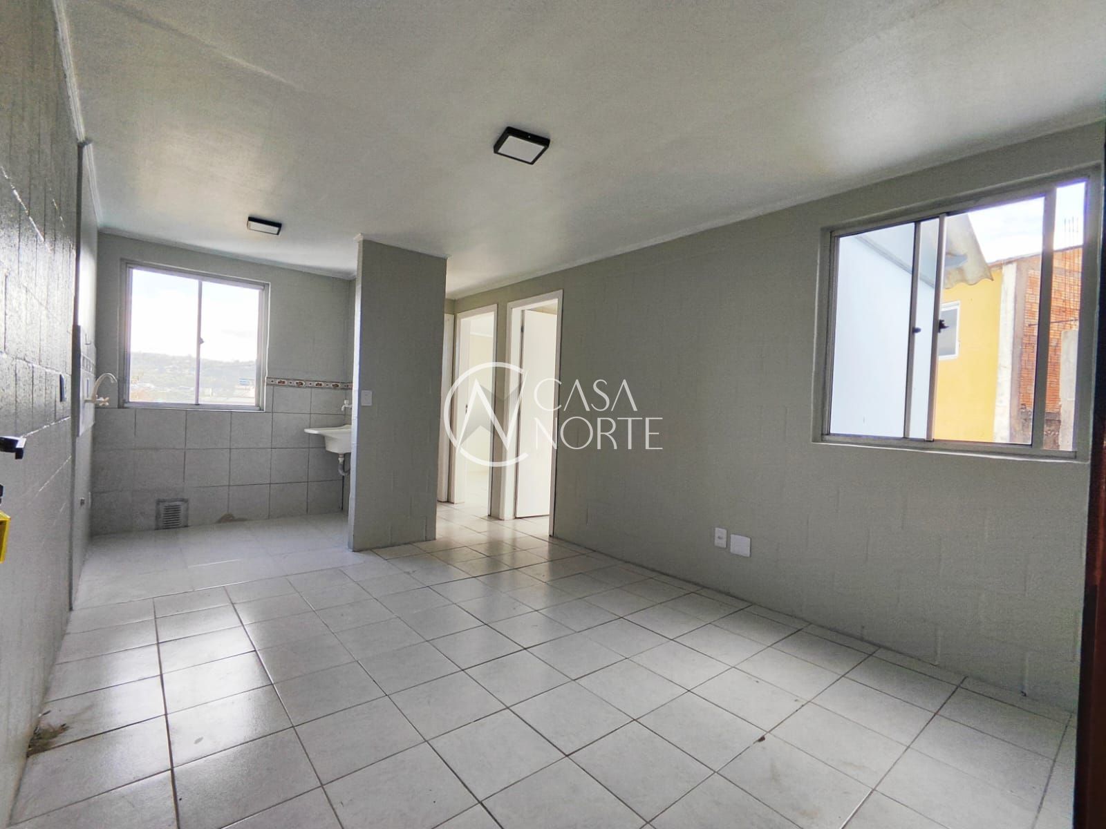 Apartamento à venda com 2 quartos, 38m², 1 vaga, Estrada Cristiano Kraemer no bairro Vila Nova em Porto Alegre