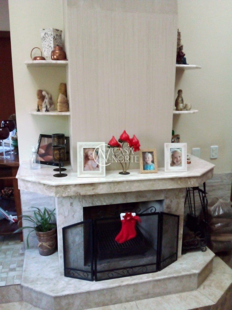 Casa à venda com 4 quartos, 259m², 1 suíte, 1 vaga, Avenida Antunes Ribas no bairro Jardim Itu em Porto Alegre