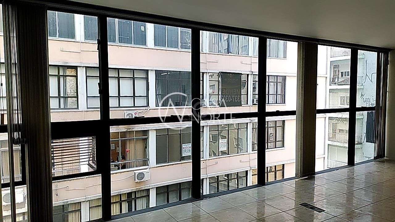 Sala Comercial à venda , 37m², Rua Vigario José Inácio no bairro Centro Histórico em Porto Alegre
