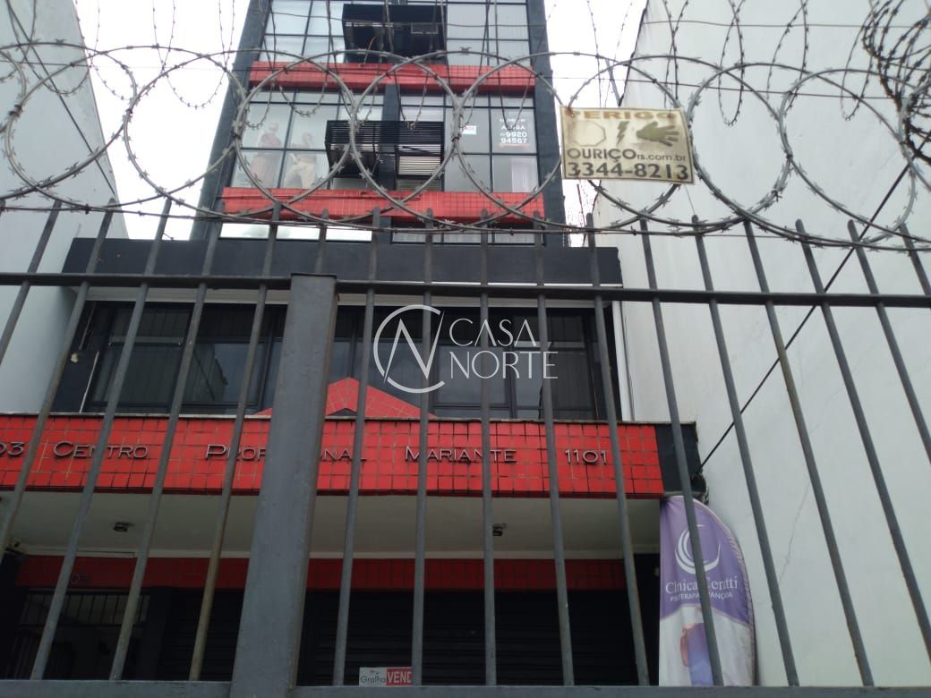 Sala Comercial à venda com 2 quartos, 57m², Floresta no bairro Moinhos de Vento em Porto Alegre