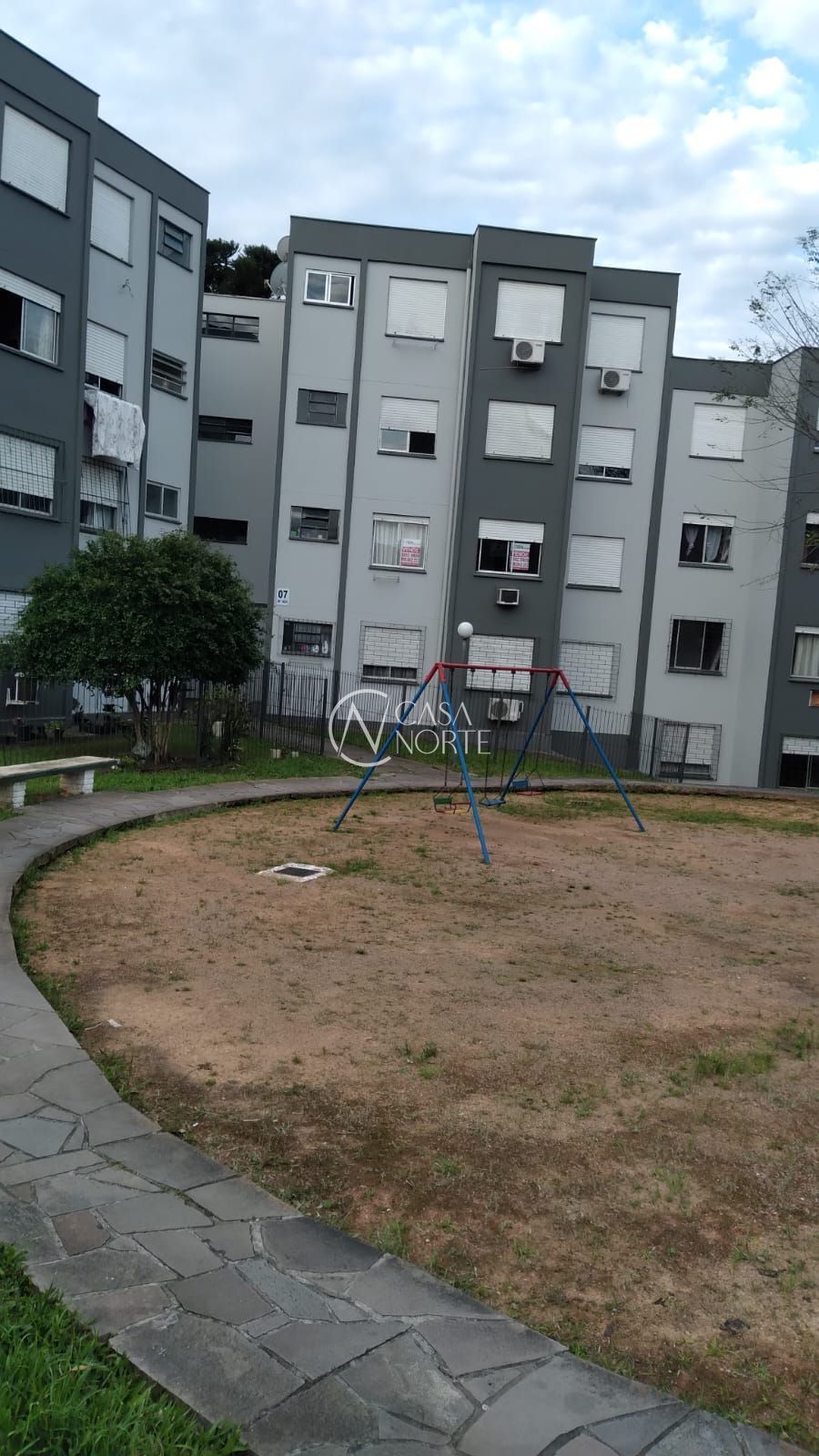 Apartamento à venda com 2 quartos, 42m², 1 vaga, Rua Tenente Ary Tarrago no bairro Jardim Itu em Porto Alegre