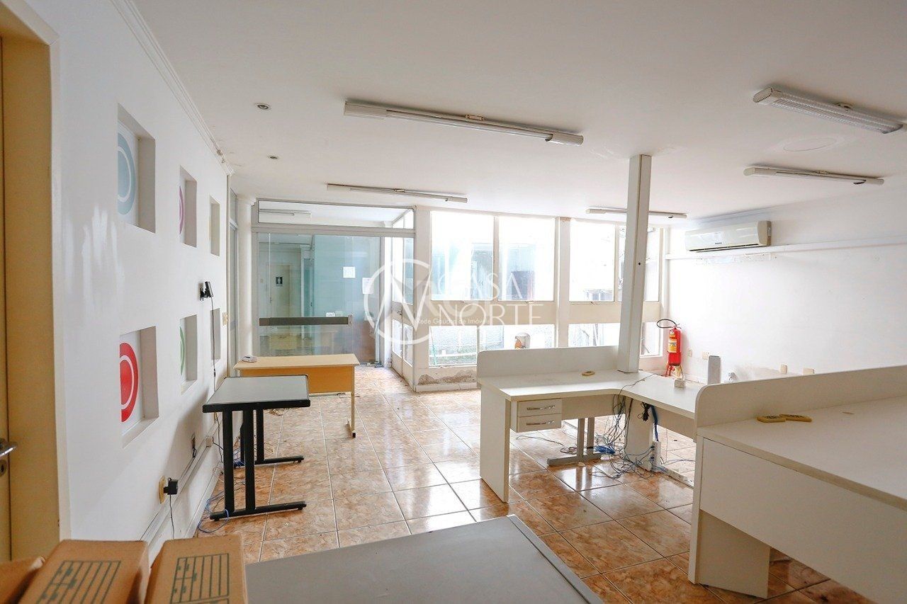 Sala Comercial à venda , 54m², Rua Vinte e Quatro de Outubro no bairro Moinhos de Vento em Porto Alegre
