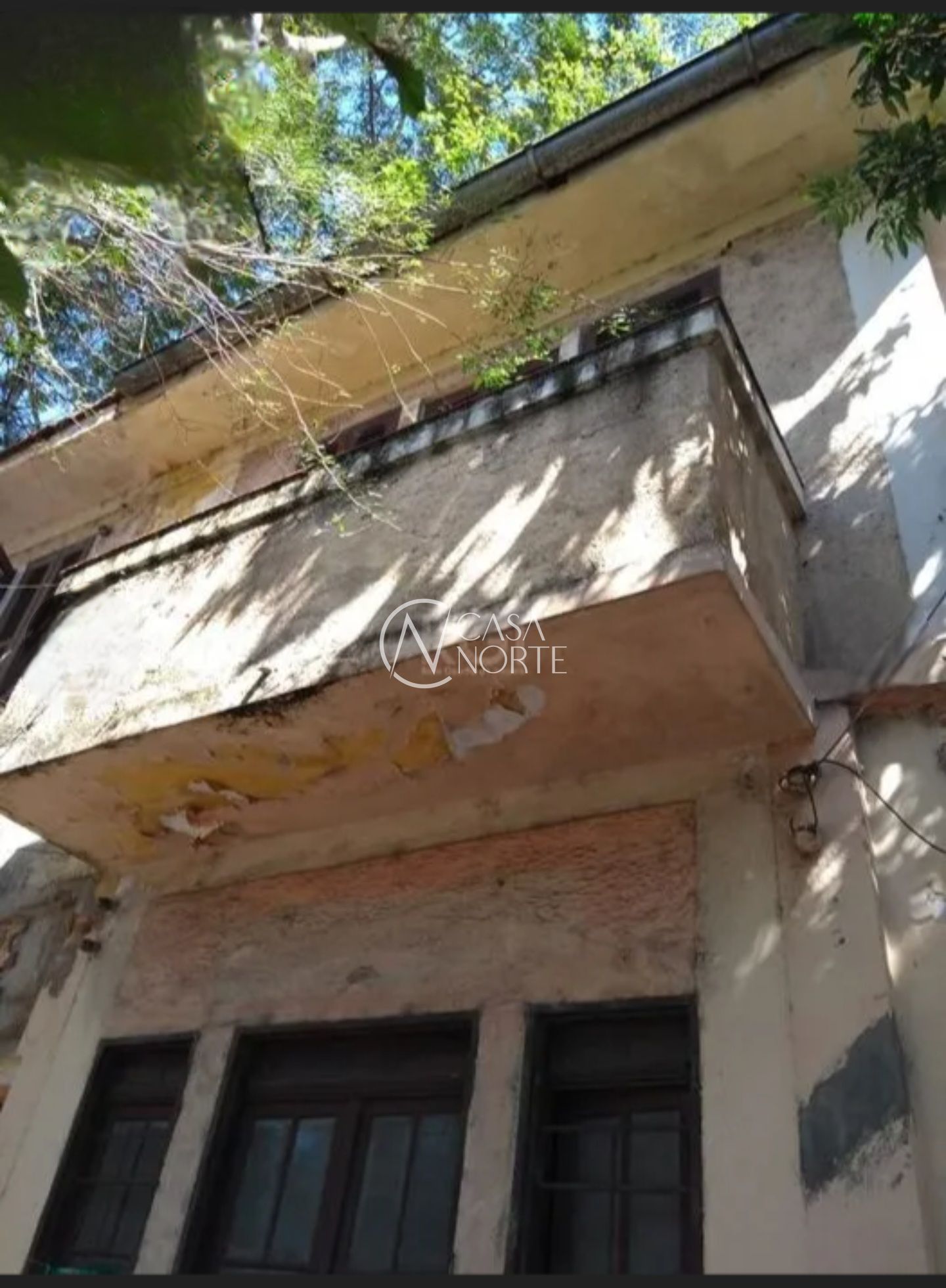 Casa à venda com 3 quartos, 328m², Avenida São Pedro no bairro São Geraldo em Porto Alegre