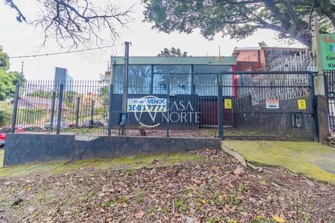 Casa à venda com 3 quartos, 319m², 4 vagas, Avenida Capivari no bairro Cristal em Porto Alegre