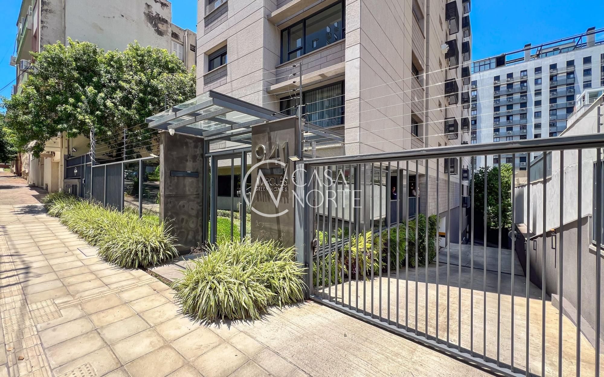 Apartamento à venda com 3 quartos, 124m², 1 suíte, 2 vagas, Rua Marquês do Pombal no bairro Moinhos de Vento em Porto Alegre