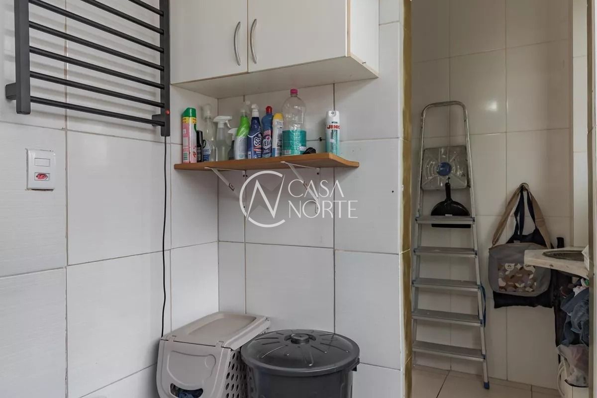 Apartamento à venda com 2 quartos, 1 vaga, Rua Ivan Iglesias no bairro Jardim Sabará em Porto Alegre