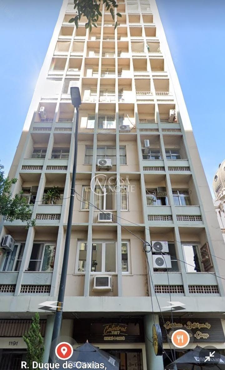 Apartamento à venda com 2 quartos, 75m², Rua Duque de Caxias no bairro Centro Histórico em Porto Alegre