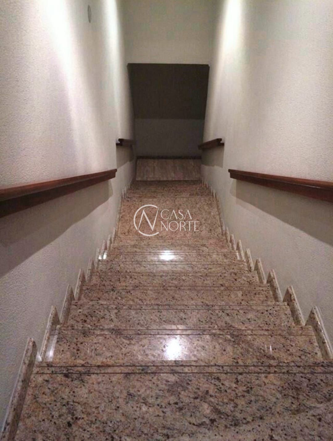 Prédio Comercial à venda com 8 quartos, 121m², Avenida Benjamin Constant no bairro São João em Porto Alegre