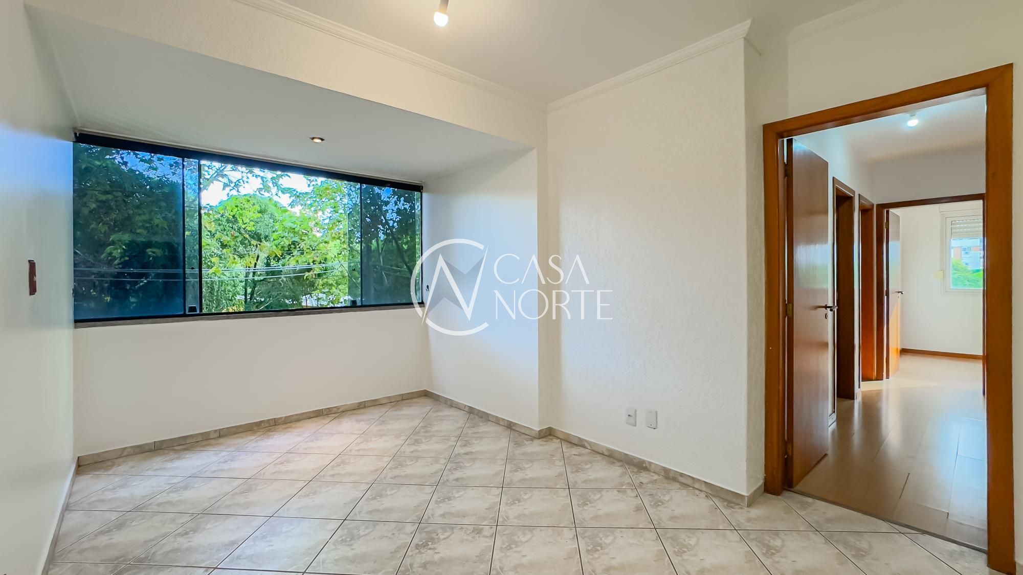 Apartamento à venda com 3 quartos, 76m², 1 suíte, 1 vaga, Rua General Iba Mesquita Ilha Moreira no bairro Boa Vista em Porto Alegre