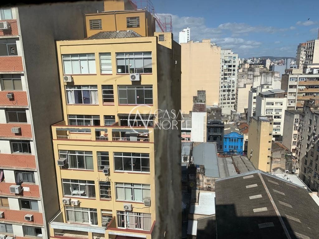 Casa Comercial à venda , 30m², Rua Vigario José Inácio no bairro Centro Histórico em Porto Alegre