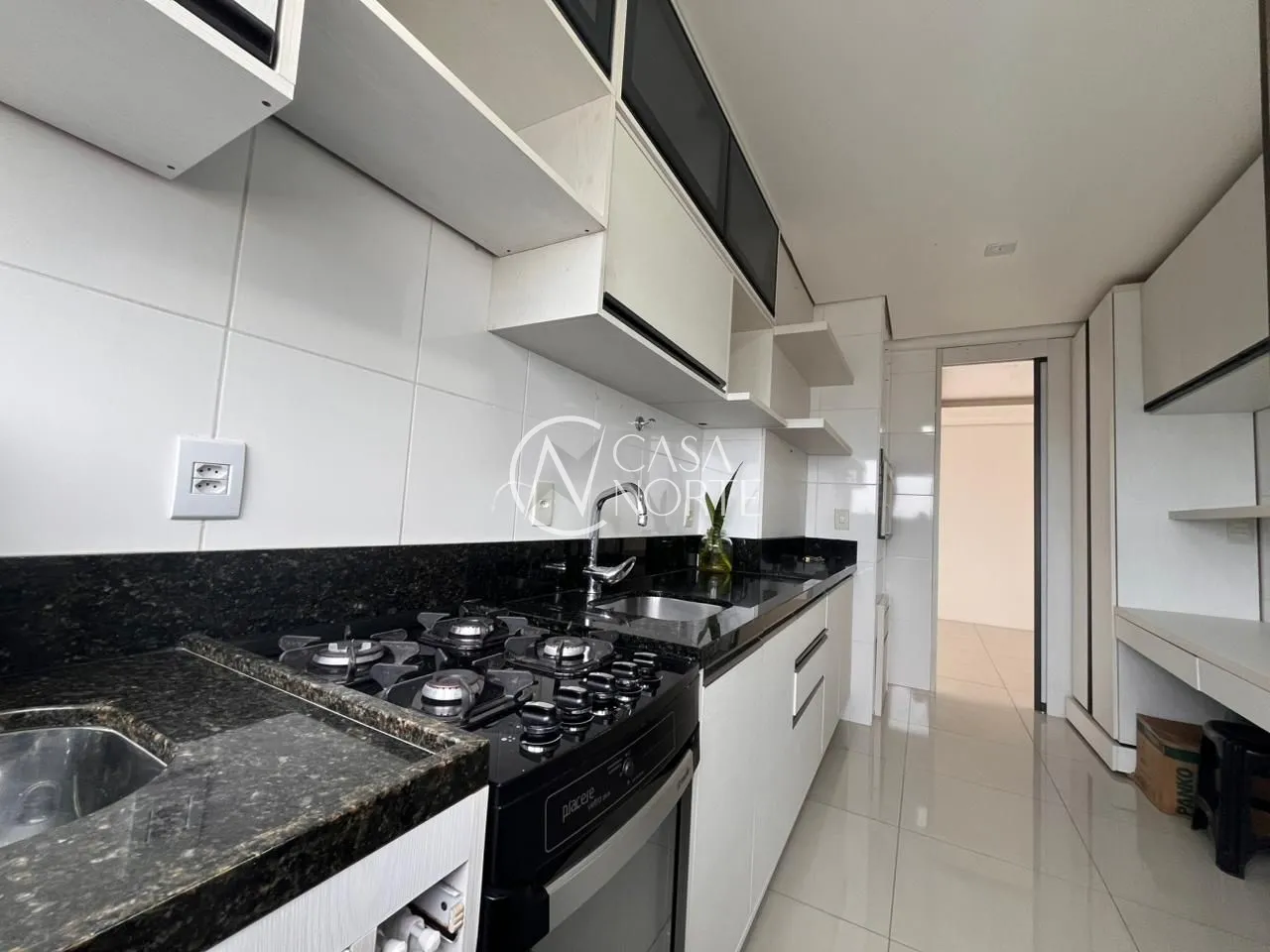 Apartamento à venda com 2 quartos, 86m², 1 suíte, 2 vagas, Rua Engenheiro Arnaldo Gladoch no bairro Sarandi em Porto Alegre