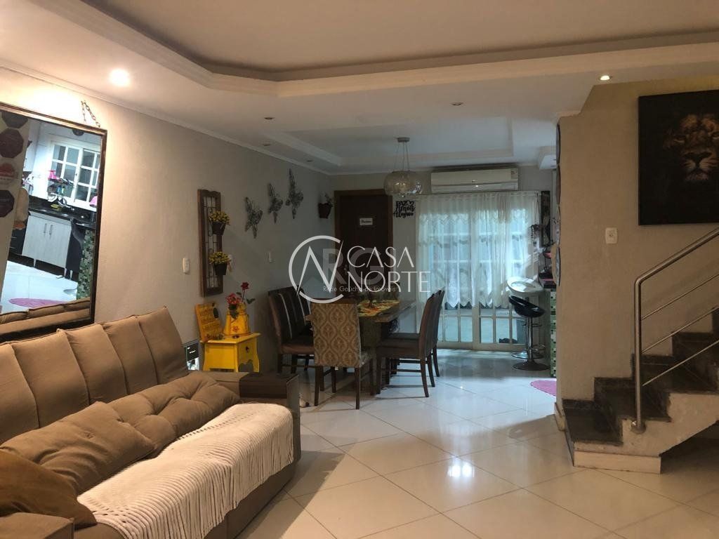 Sobrado à venda com 3 quartos, 204m², 1 suíte, 2 vagas, Avenida Ecoville no bairro Sarandi em Porto Alegre