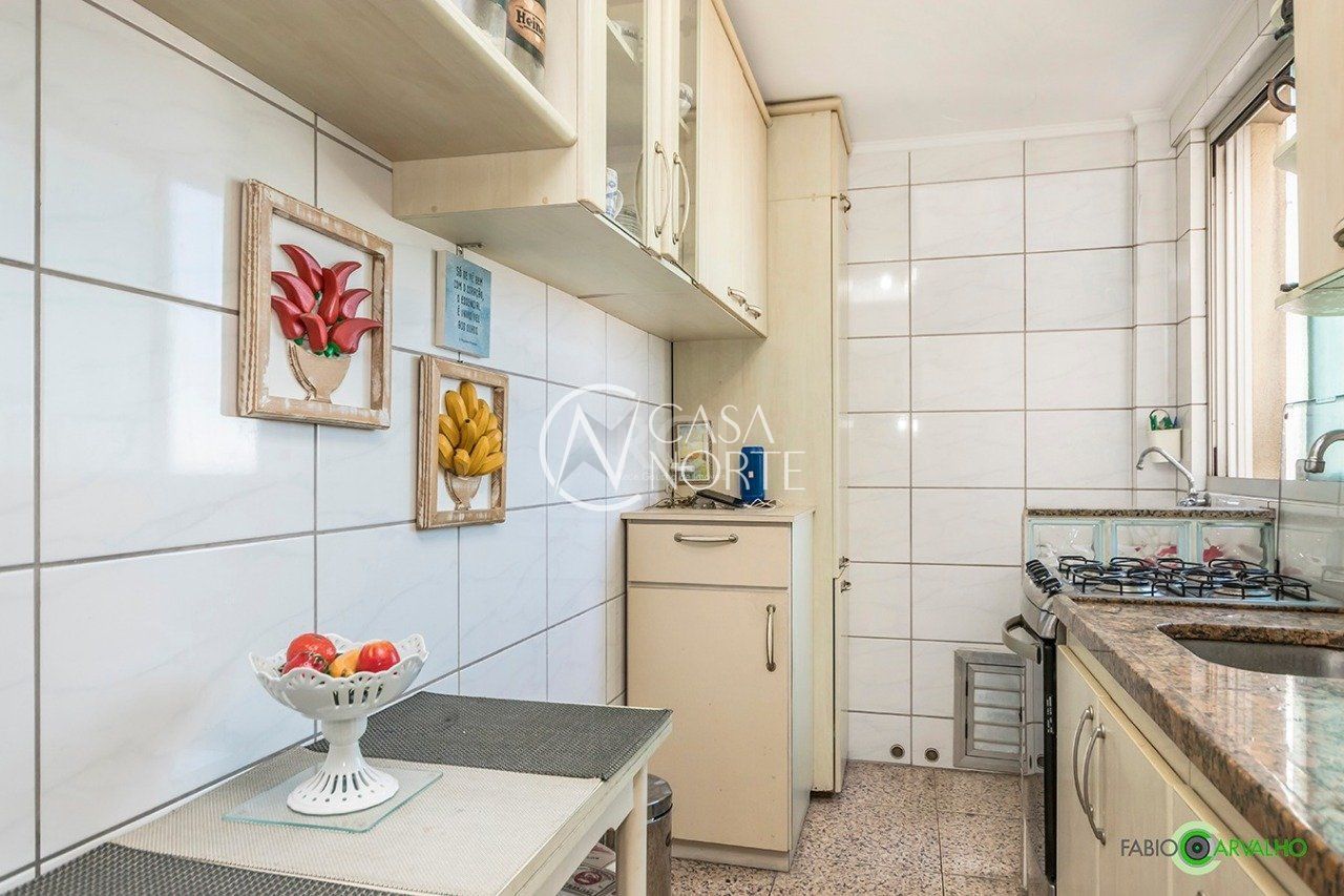Apartamento à venda com 1 quarto, 57m², Rua Duque de Caxias no bairro Centro Histórico em Porto Alegre