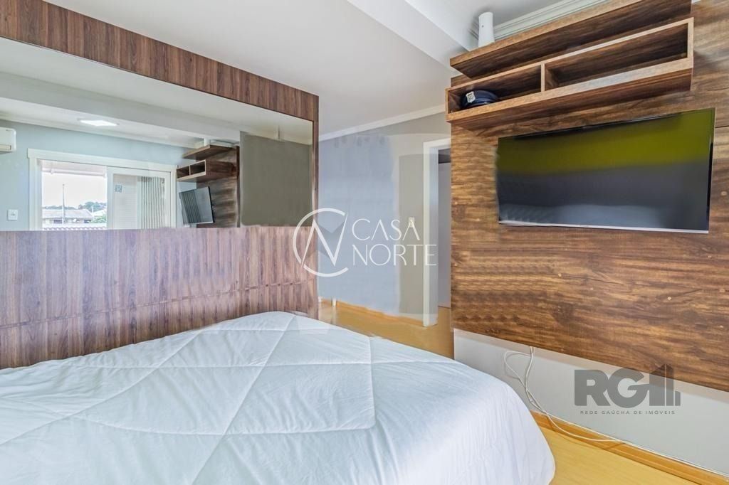 Casa à venda com 2 quartos, 290m², 2 suítes, 2 vagas, Rua Doutora Noemi Valle Rocha no bairro Serraria em Porto Alegre