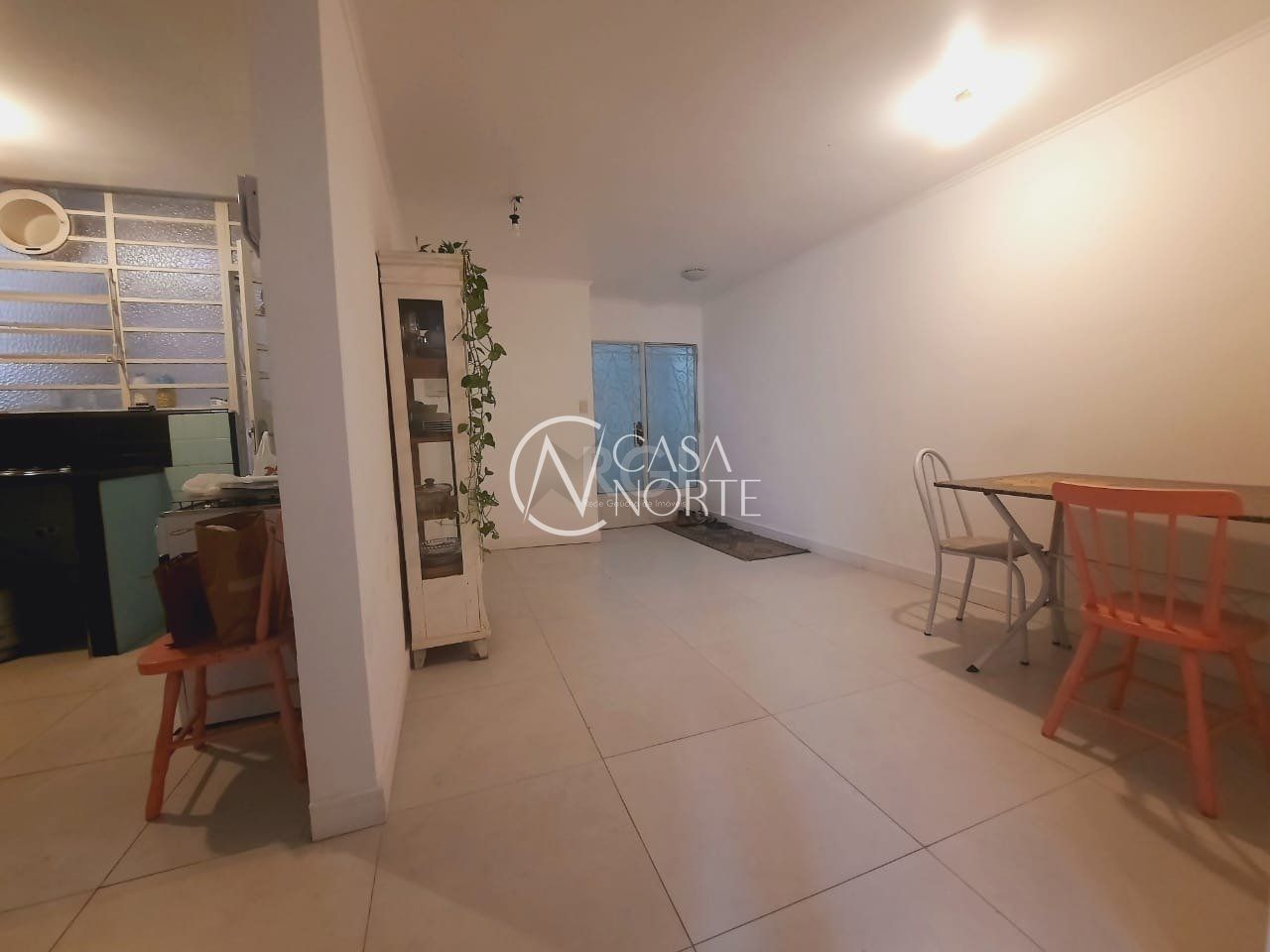 Apartamento à venda com 2 quartos, 107m², 1 suíte, Rua Santo Antônio no bairro Floresta em Porto Alegre