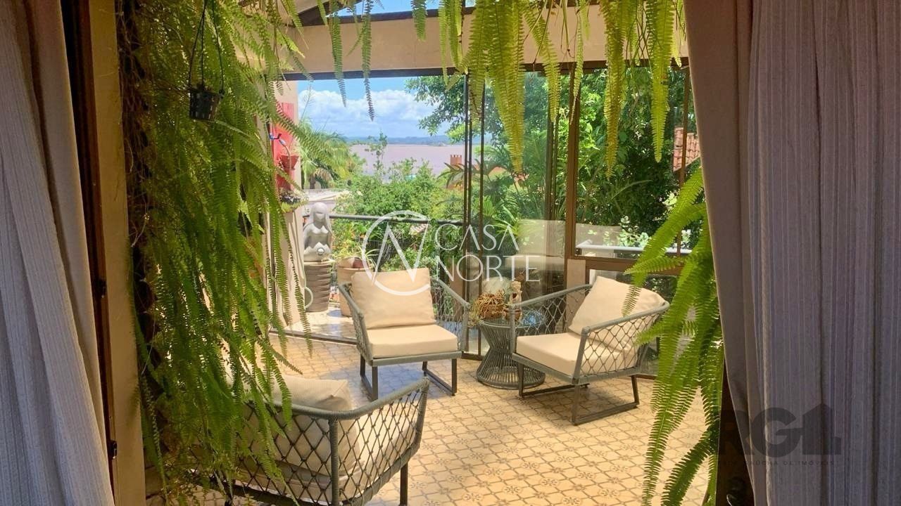 Casa de Condomínio à venda com 3 quartos, 199m², 2 suítes, 2 vagas, Avenida Guaíba no bairro Vila Assunção em Porto Alegre
