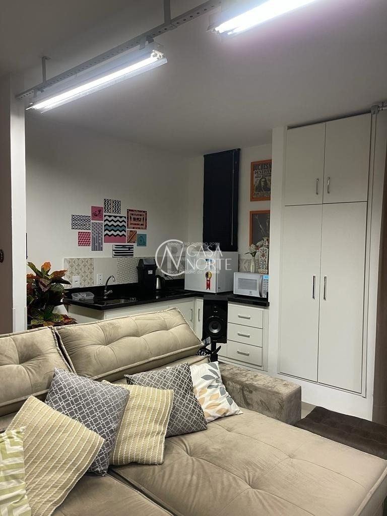 Sala Comercial à venda , 66m², Avenida Alberto Bins no bairro Floresta em Porto Alegre