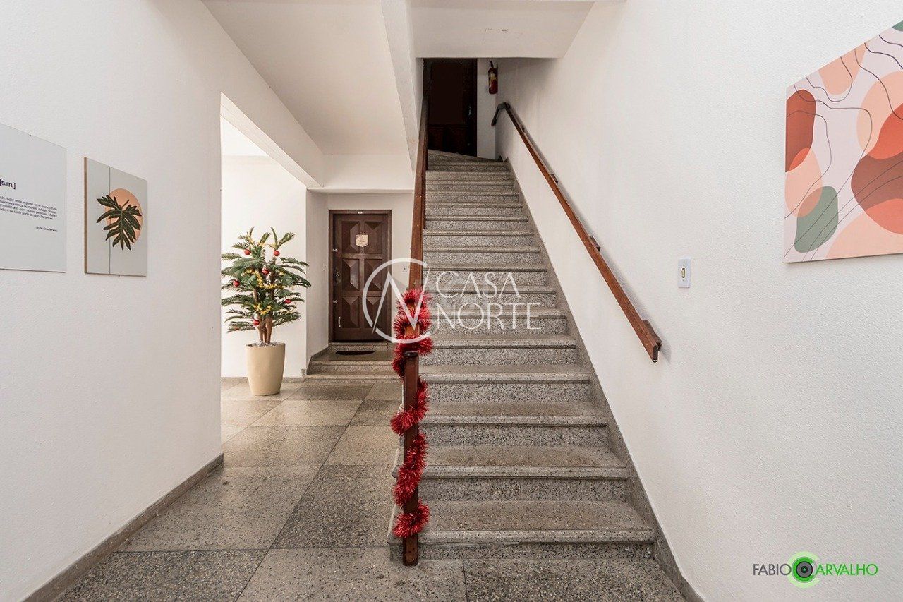 Geminado à venda com 1 quarto, 310m², Rua Franklin no bairro Jardim Sabará em Porto Alegre