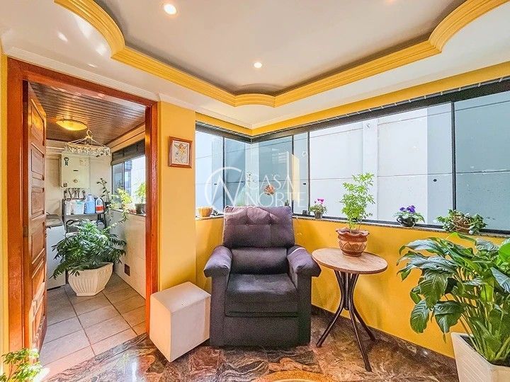 Apartamento à venda com 2 quartos, 78m², 1 vaga, Rua Conselheiro Brusque no bairro Jardim Itu em Porto Alegre