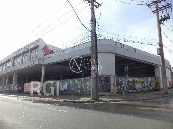 Prédio Comercial à venda , 2700m², Avenida Benjamin Constant no bairro São João em Porto Alegre