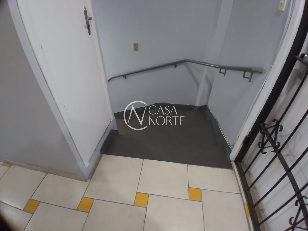 Sala Comercial à venda com 2 quartos, 57m², Floresta no bairro Moinhos de Vento em Porto Alegre