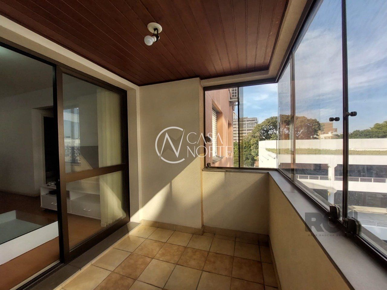 Apartamento à venda com 3 quartos, 84m², 1 suíte, 2 vagas, Rua Anita Garibaldi no bairro Mont Serrat em Porto Alegre