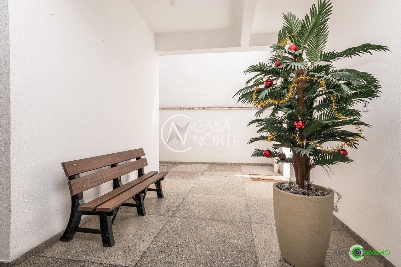 Geminado à venda com 1 quarto, 310m², Rua Franklin no bairro Jardim Sabará em Porto Alegre