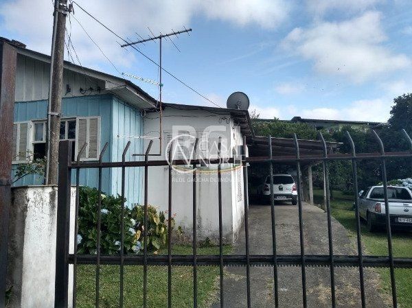 Terreno à venda  com 625m², Avenida Figueira no bairro Mário Quintana em Porto Alegre