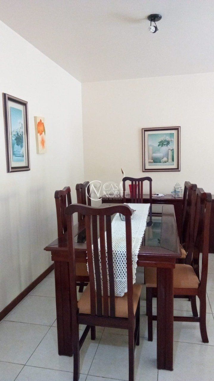 Apartamento à venda com 2 quartos, 93m², 1 vaga, Avenida Coronel Lucas de Oliveira no bairro Petrópolis em Porto Alegre