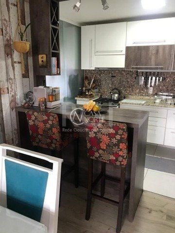 Apartamento à venda com 3 quartos, 69m², 1 suíte, 1 vaga, Rua Carlos Reverbel no bairro Jardim Carvalho em Porto Alegre