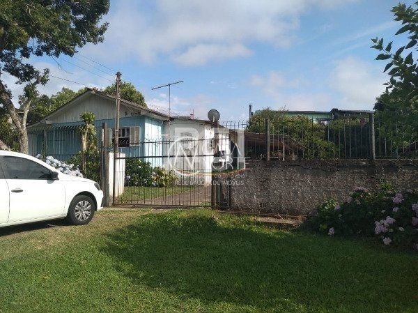 Terreno à venda  com 625m², Avenida Figueira no bairro Mário Quintana em Porto Alegre