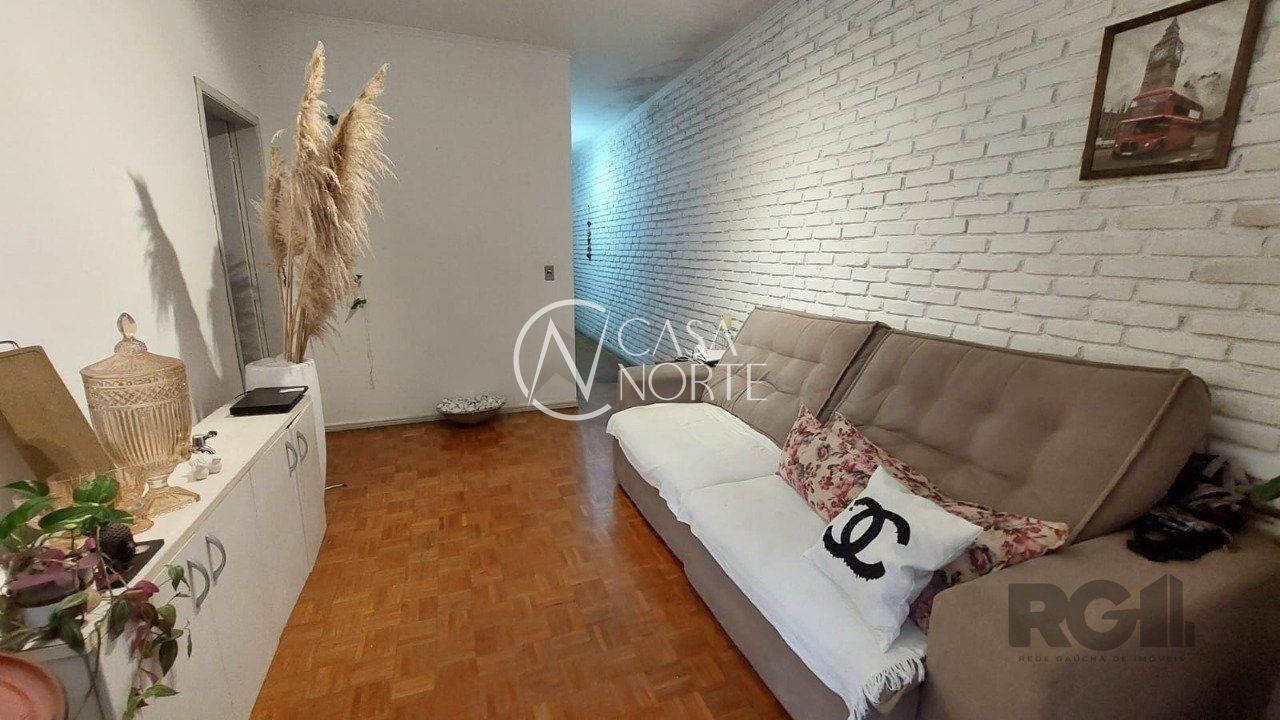 Apartamento à venda com 2 quartos, 70m², Rua Pedro Americo no bairro São João em Porto Alegre