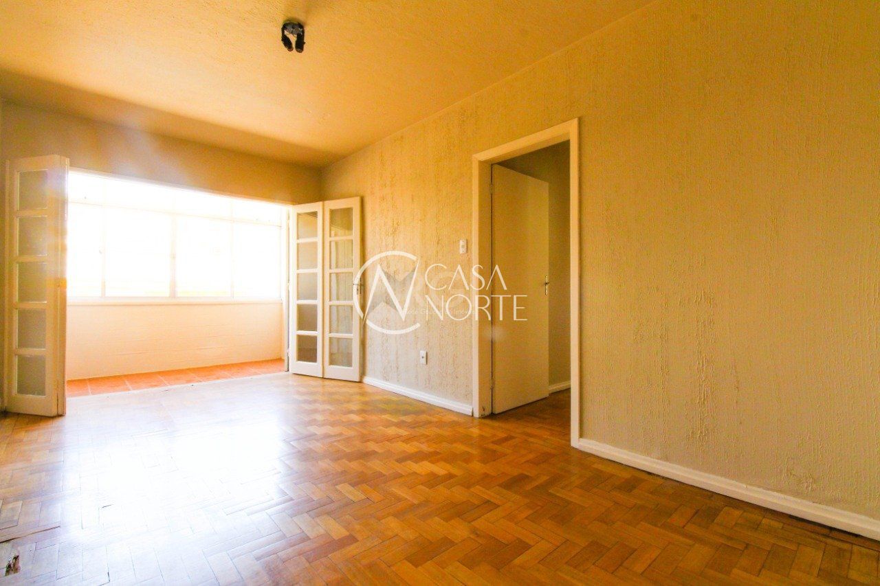 Apartamento à venda com 2 quartos, 73m², 1 vaga, Rua José de Alencar no bairro Menino Deus em Porto Alegre