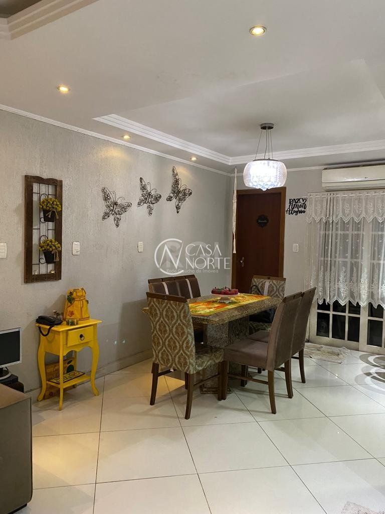 Sobrado à venda com 3 quartos, 204m², 1 suíte, 2 vagas, Avenida Ecoville no bairro Sarandi em Porto Alegre