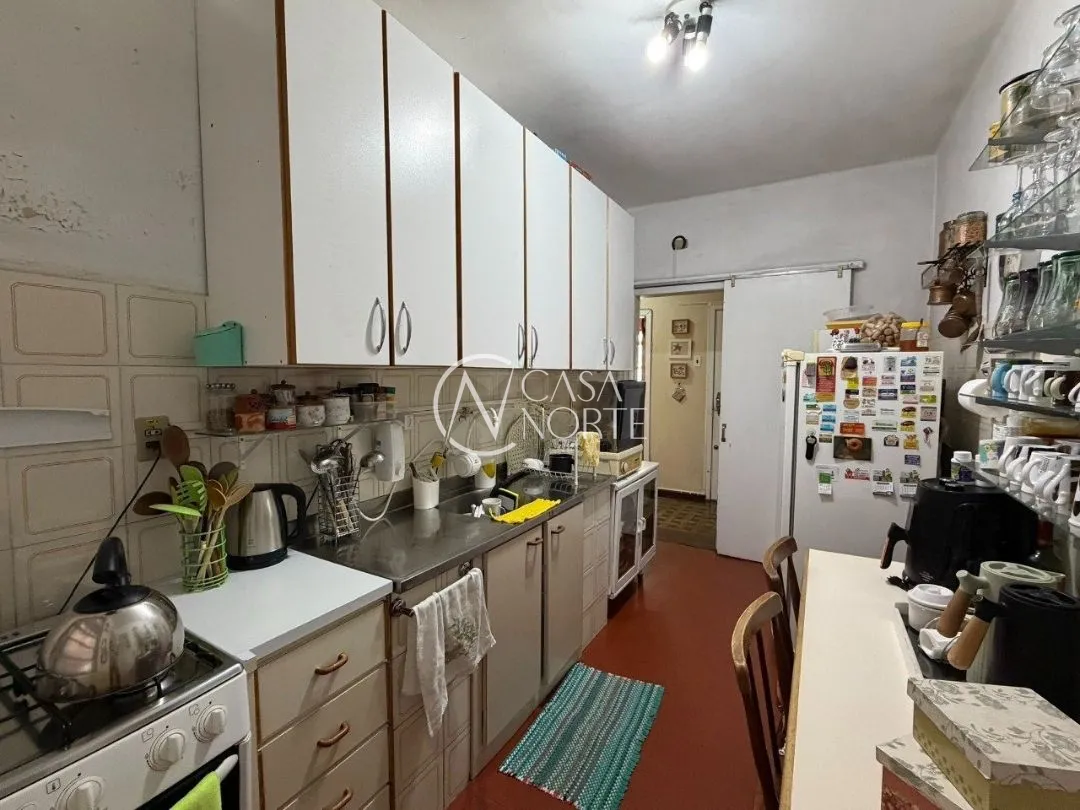 Apartamento à venda com 3 quartos, 104m², 1 vaga, Rua Ramiro Barcelos no bairro Floresta em Porto Alegre