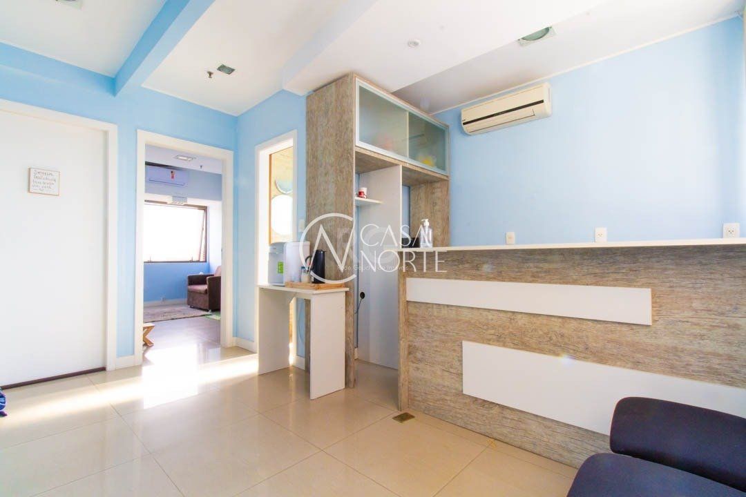 Sala Comercial à venda , 73m², Avenida Osvaldo Aranha no bairro Bom Fim em Porto Alegre