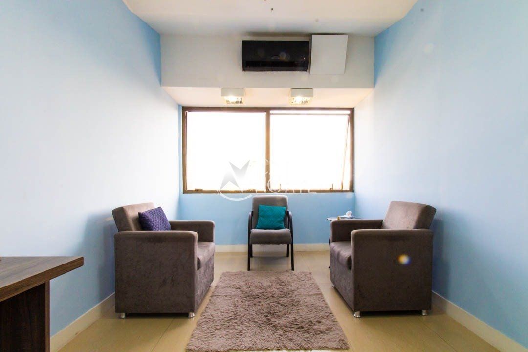 Sala Comercial à venda , 73m², Avenida Osvaldo Aranha no bairro Bom Fim em Porto Alegre