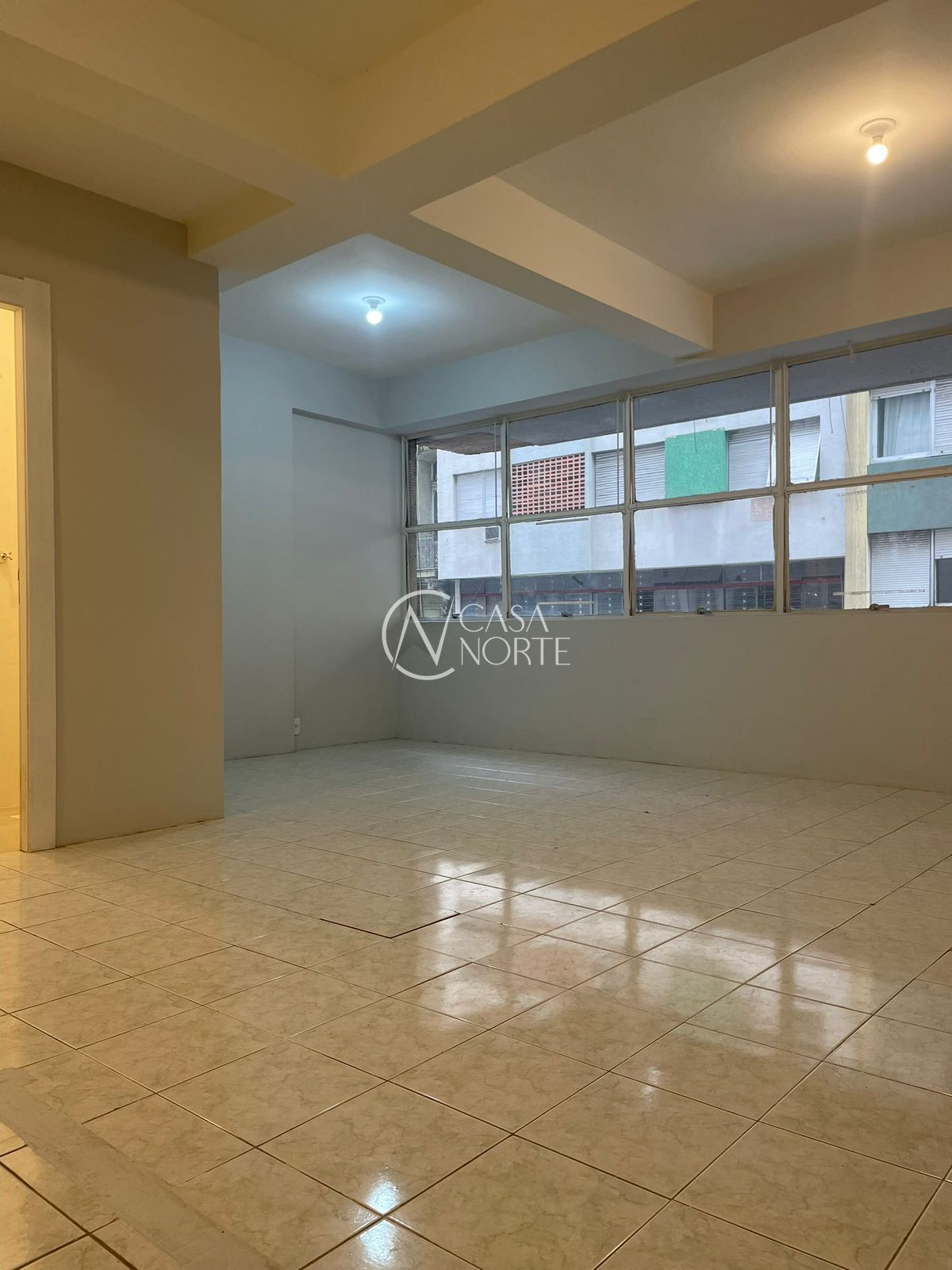 Apartamento à venda com 1 quarto, 40m², Avenida Senador Salgado Filho no bairro Centro Histórico em Porto Alegre