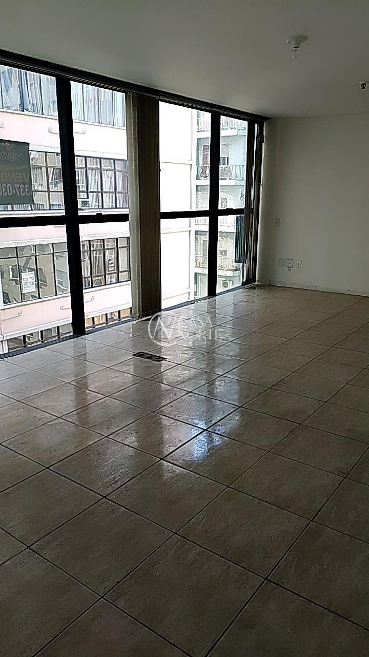 Sala Comercial à venda , 37m², Rua Vigario José Inácio no bairro Centro Histórico em Porto Alegre