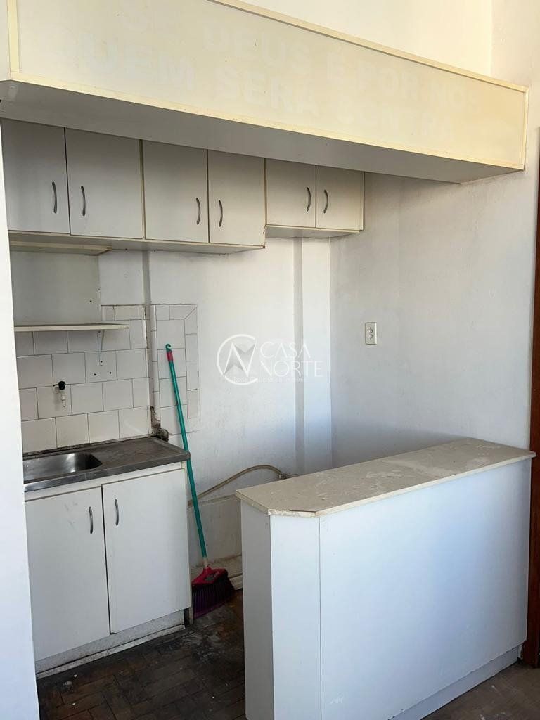 Kitnet à venda , 28m², Rua Doutor Flores no bairro Centro Histórico em Porto Alegre
