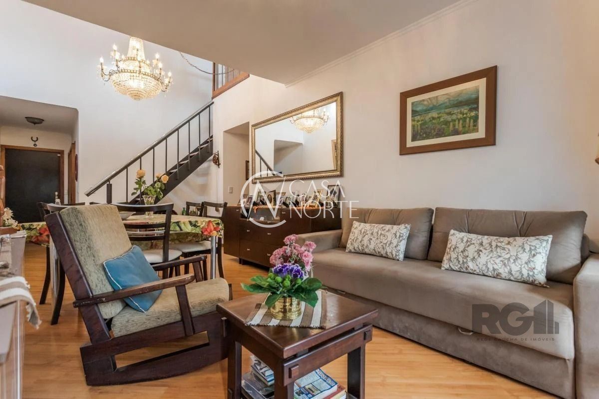 Cobertura à venda com 3 quartos, 266m², 1 suíte, 2 vagas, Rua Professor Ivo Corseuil no bairro Petrópolis em Porto Alegre