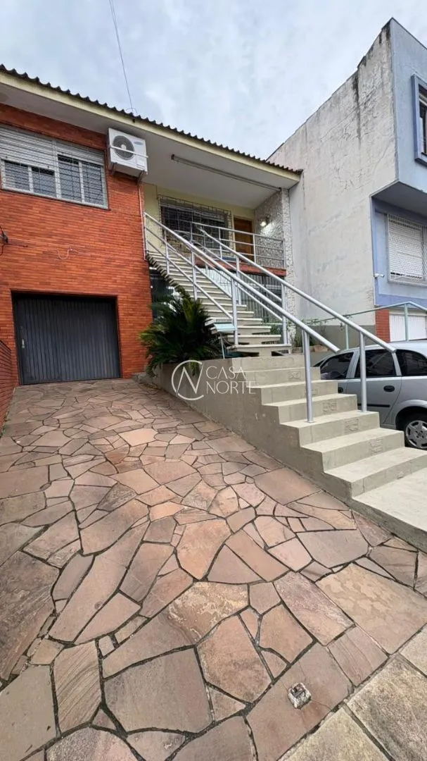 Apartamento à venda com 3 quartos, 108m², 1 suíte, 1 vaga, Rua Marcelo Gama no bairro São João em Porto Alegre