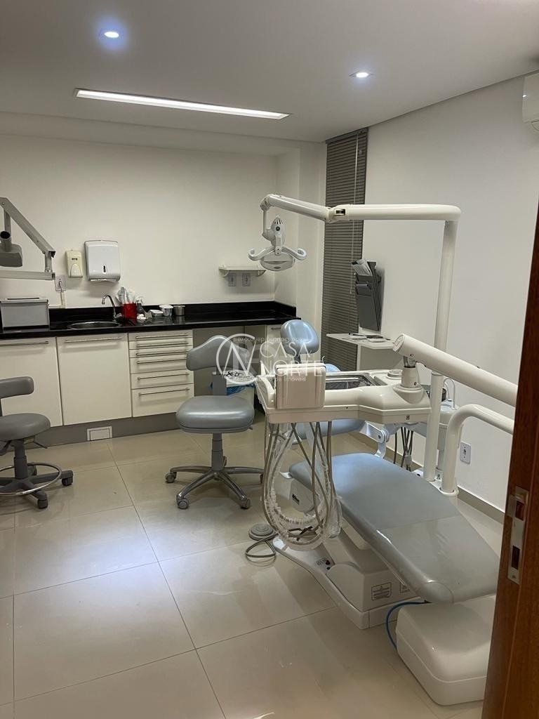 Sala Comercial à venda , 66m², Avenida Alberto Bins no bairro Floresta em Porto Alegre