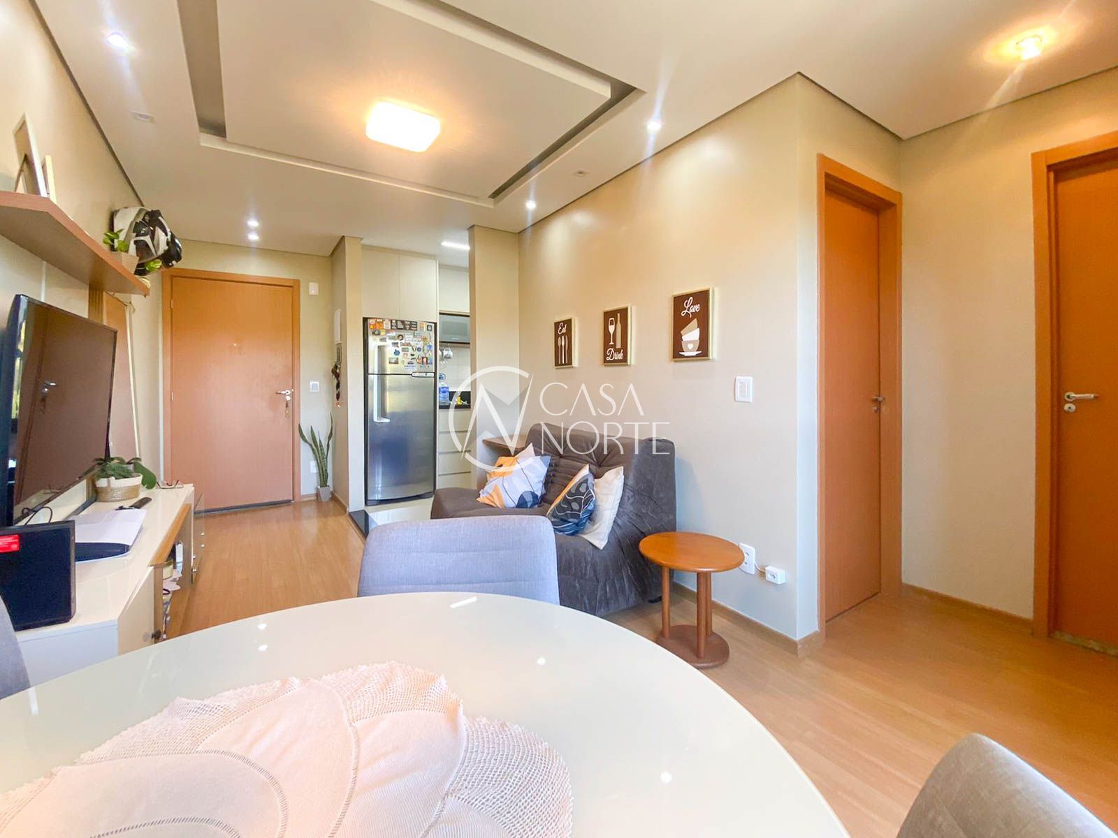 Apartamento à venda com 2 quartos, 48m², 1 vaga, Rua Reverendo Olavo Nunes no bairro Parque Santa Fé em Porto Alegre