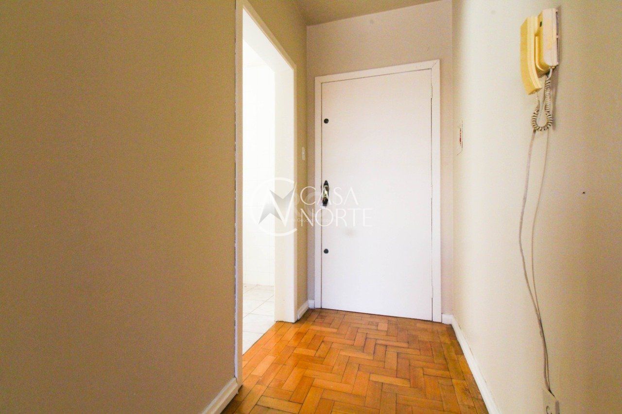 Apartamento à venda com 2 quartos, 73m², 1 vaga, Rua José de Alencar no bairro Menino Deus em Porto Alegre