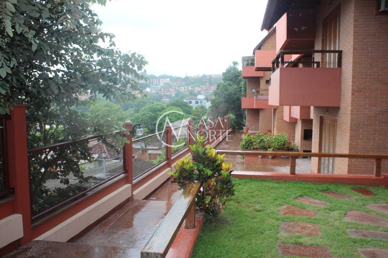 Casa de Condomínio à venda com 4 quartos, 379m², 1 suíte, 2 vagas, Rua Silveiro no bairro Menino Deus em Porto Alegre