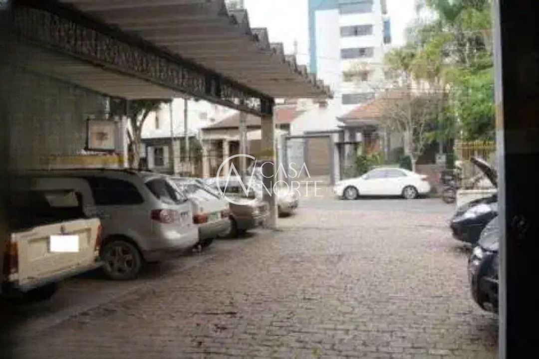 Terreno Comercial à venda  com 528m², Rua Álvares de Azevedo no bairro Auxiliadora em Porto Alegre