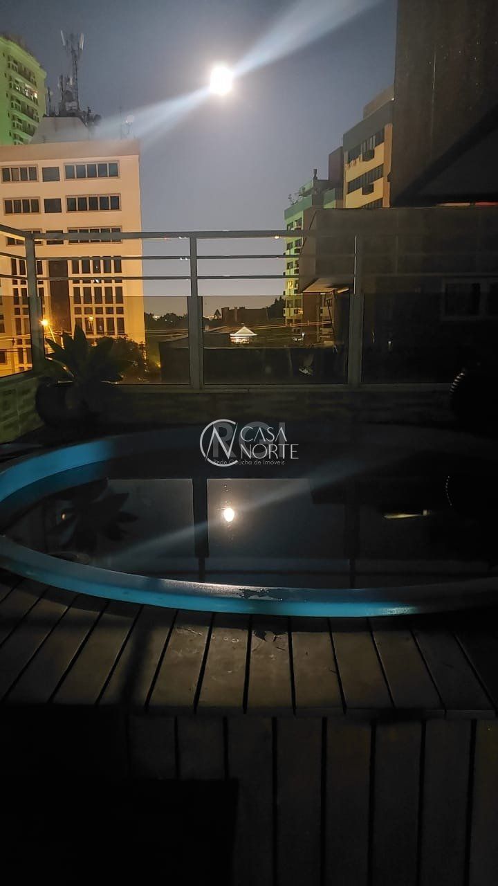 Cobertura à venda com 3 quartos, 296m², 1 suíte, 3 vagas, Avenida Carlos Gomes no bairro Petrópolis em Porto Alegre