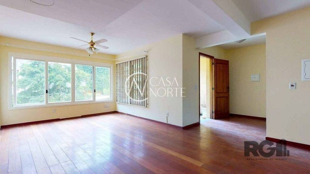Casa de Condomínio à venda com 3 quartos, 222m², 2 suítes, 2 vagas, Rua Tomaz Gonzaga no bairro Boa Vista em Porto Alegre