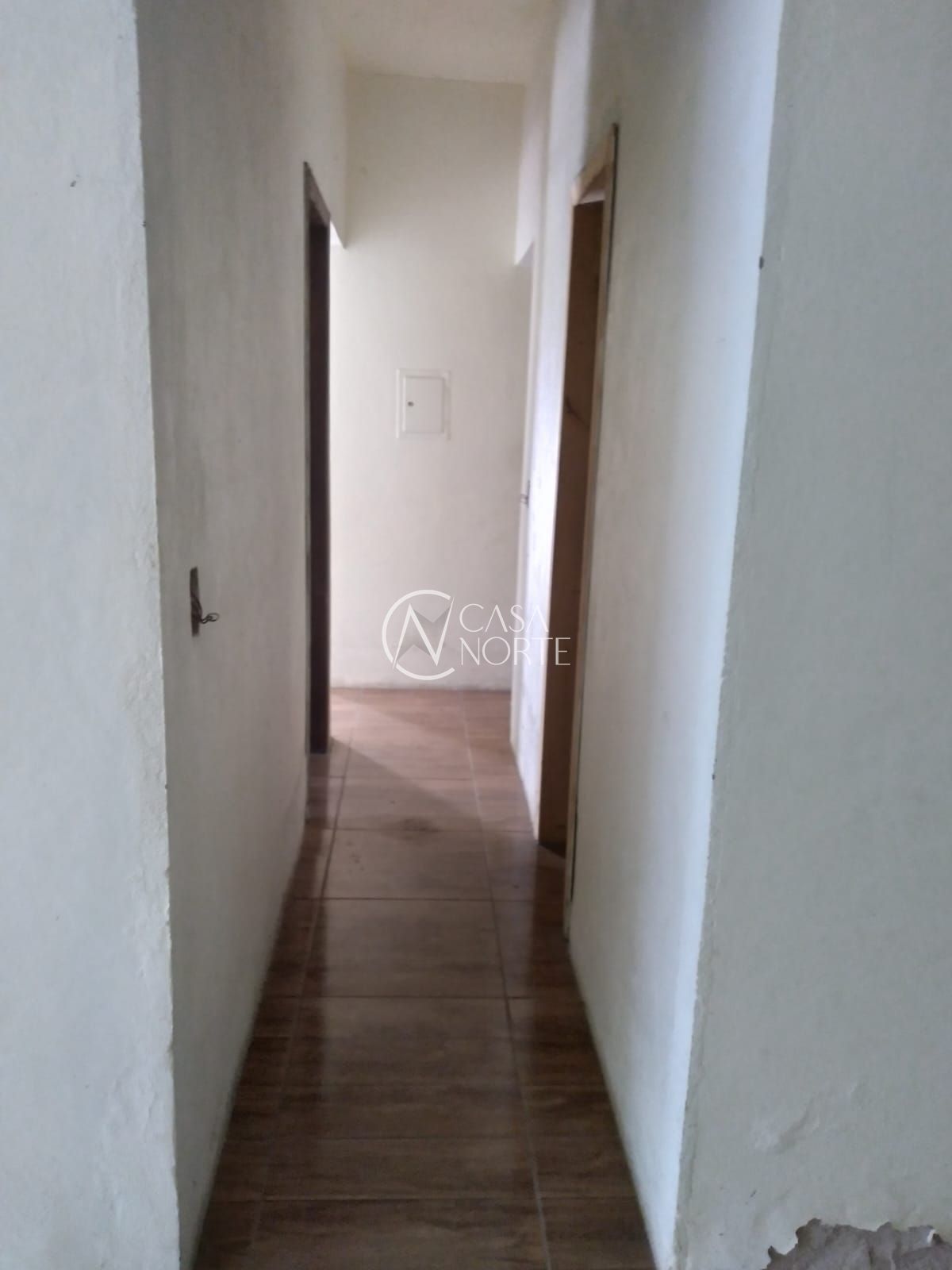 Casa à venda com 2 quartos, 41m², 1 vaga, Rua Padre Máximo Coghetto no bairro Morro Santana em Porto Alegre